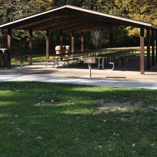 The shelter at Messenger Woods