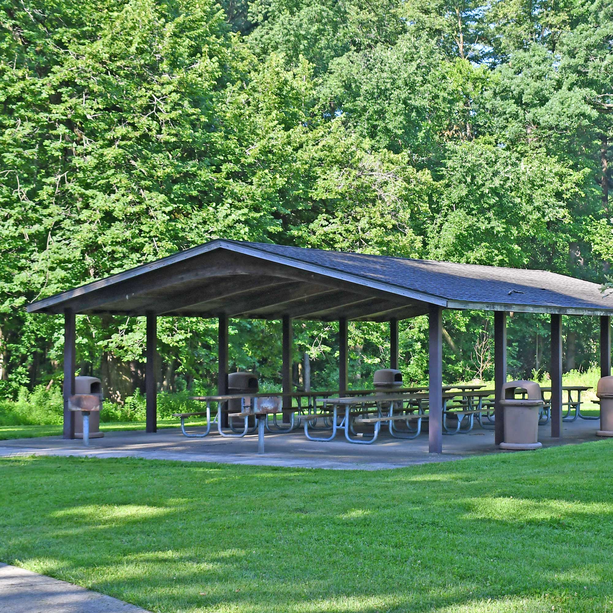 The shelter at Messenger Woods