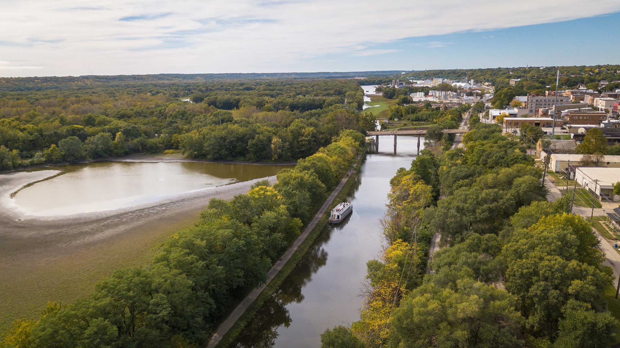 An aerial view of the I&M Canal shows the canal as well as surrounding area.
