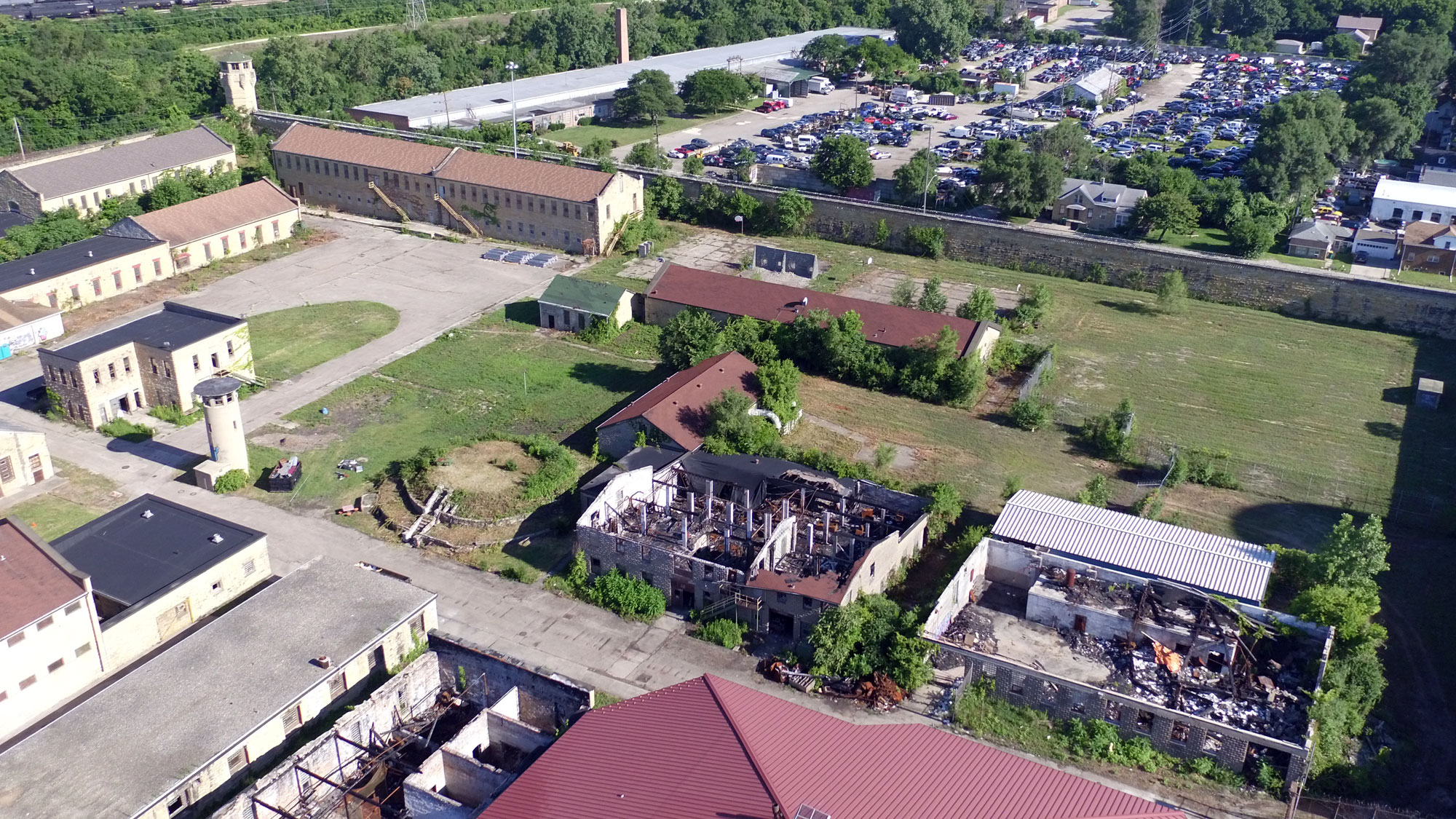 Aerial view of the prison.